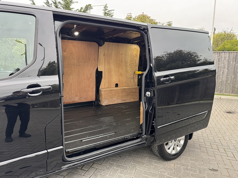 Ford Transit Custom 280 EcoBlue Limited - U1952