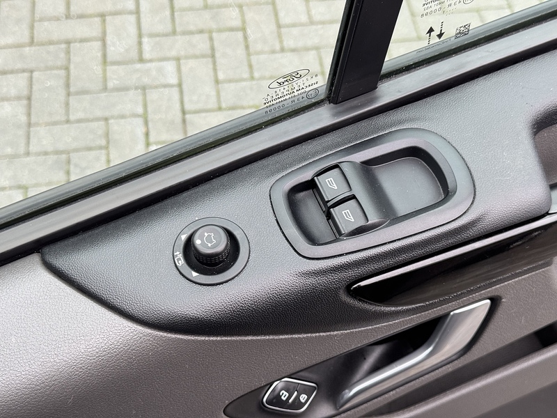 Ford Transit Custom 280 EcoBlue Limited - U1952