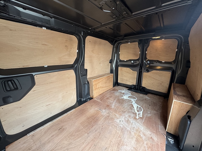 Peugeot Expert BlueHDi 1200 Asphalt - U1954