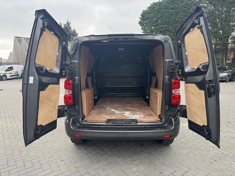 Peugeot Expert BlueHDi 1200 Asphalt - U1954