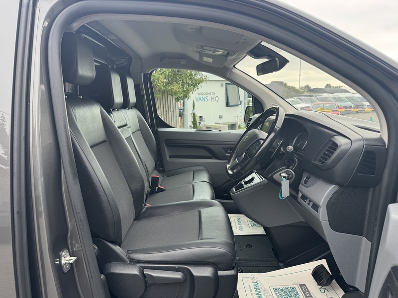 Peugeot Expert BlueHDi 1200 Asphalt - U1954