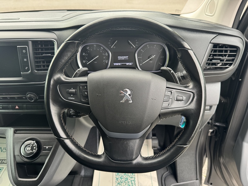 Peugeot Expert BlueHDi 1200 Asphalt - U1954