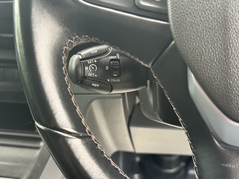 Peugeot Expert BlueHDi 1200 Asphalt - U1954