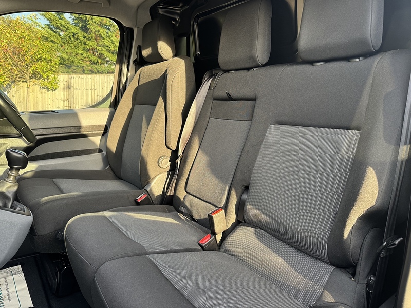 Citroen Dispatch BlueHDi 1400 Driver Pro M - U1964