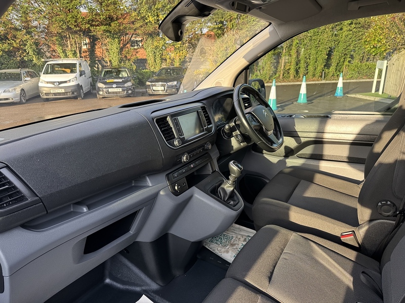 Citroen Dispatch BlueHDi 1400 Driver Pro M - U1964