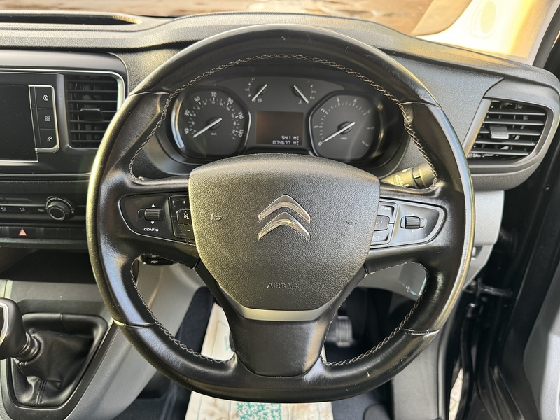 Citroen Dispatch BlueHDi 1400 Driver Pro M - U1964