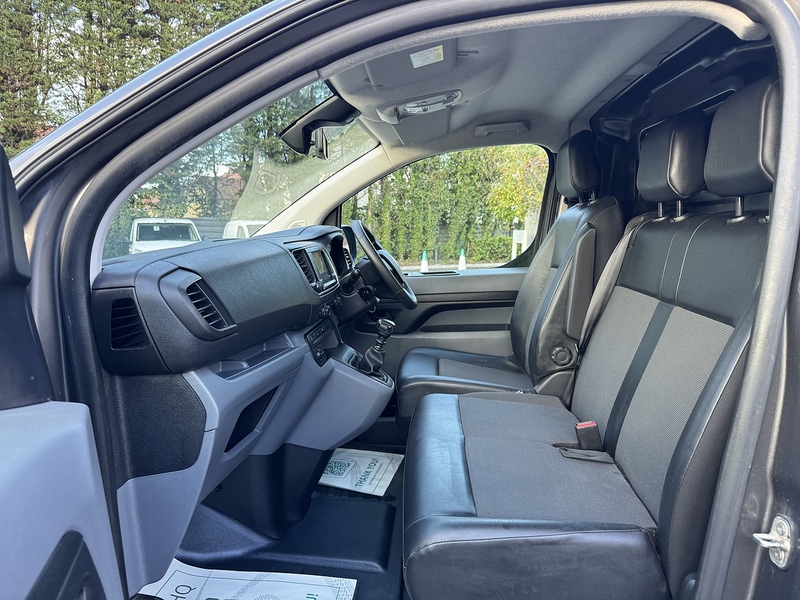 Vauxhall Vivaro Turbo D 2900 Dynamic - U1965