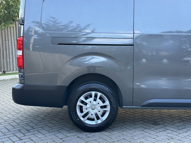 Vauxhall Vivaro Turbo D 2900 Dynamic - U1965