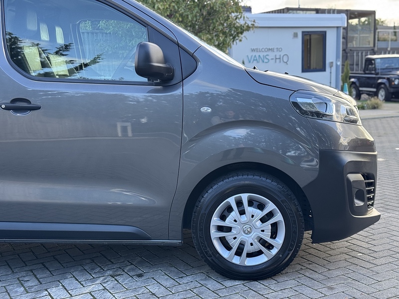 Vauxhall Vivaro Turbo D 2900 Dynamic - U1965