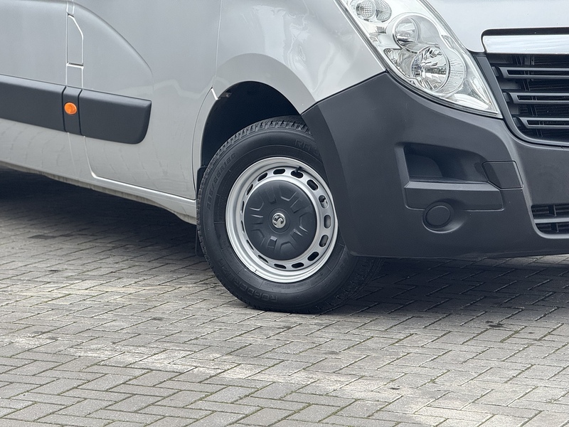 Vauxhall Movano CDTi 3500 BiTurbo - U1966