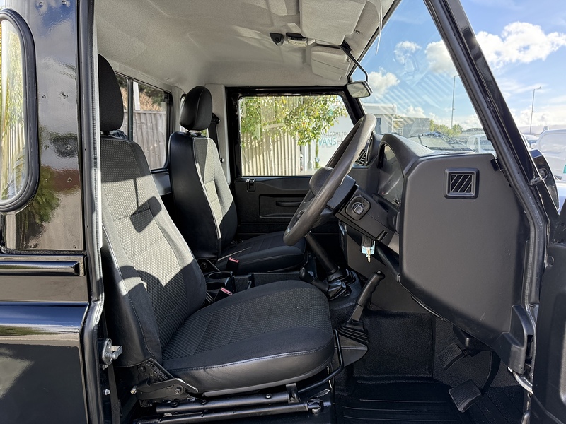 Land Rover Defender 90 TDCi - U1973