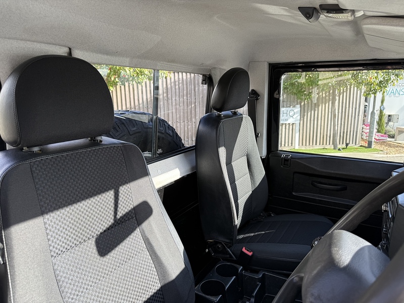 Land Rover Defender 90 TDCi - U1973