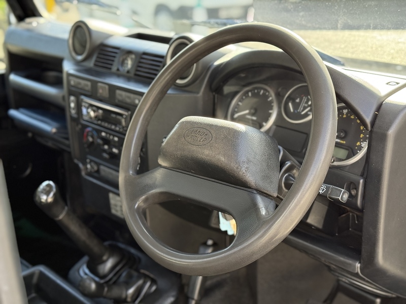 Land Rover Defender 90 TDCi - U1973