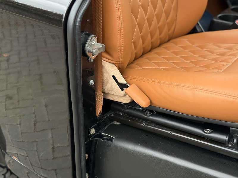 Land Rover Defender 90 TDCi - U1973