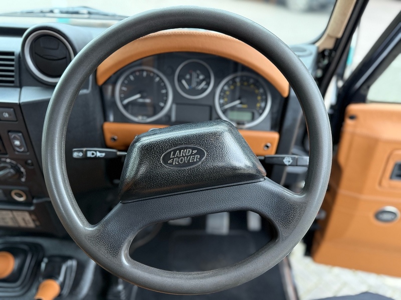 Land Rover Defender 90 TDCi - U1973