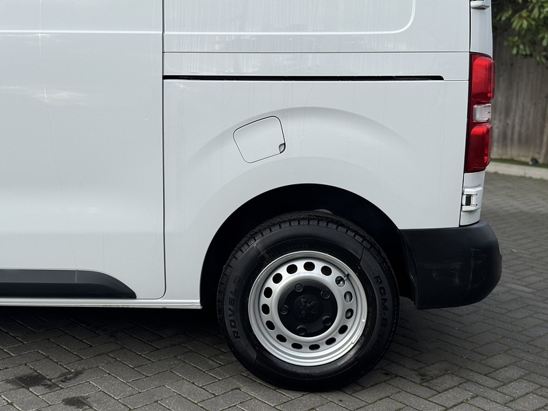 Peugeot Expert BlueHDi 1000 Professional Premium + - U1977