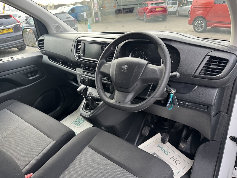 Peugeot Expert BlueHDi 1000 Professional Premium + - U1977