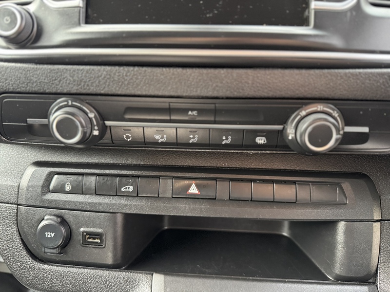 Peugeot Expert BlueHDi 1000 Professional Premium + - U1977