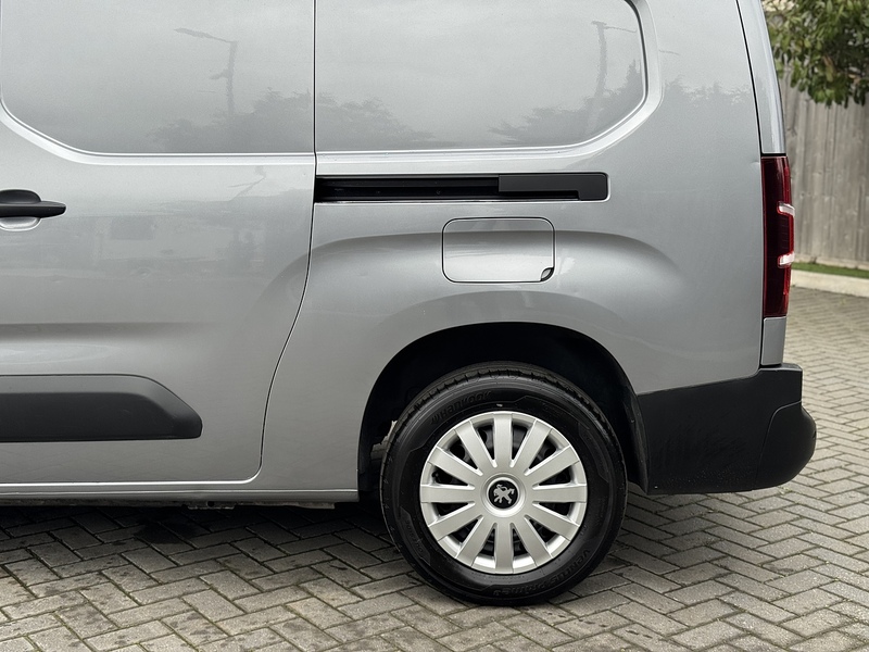 Peugeot Partner BlueHDi 950 Professional Premium - U1978