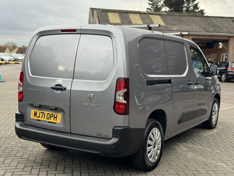 Peugeot Partner BlueHDi 950 Professional Premium - U1978