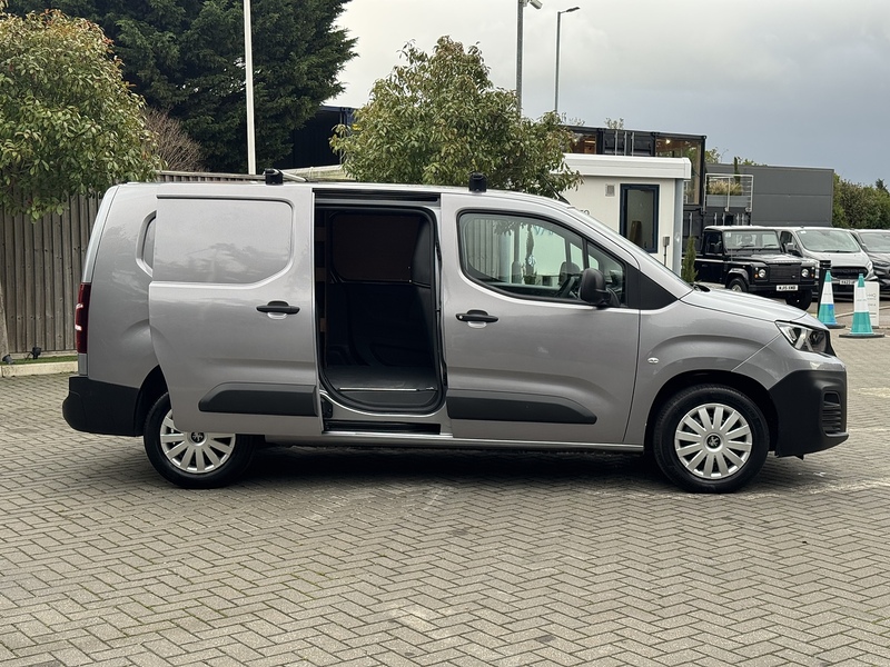 Peugeot Partner BlueHDi 950 Professional Premium - U1978