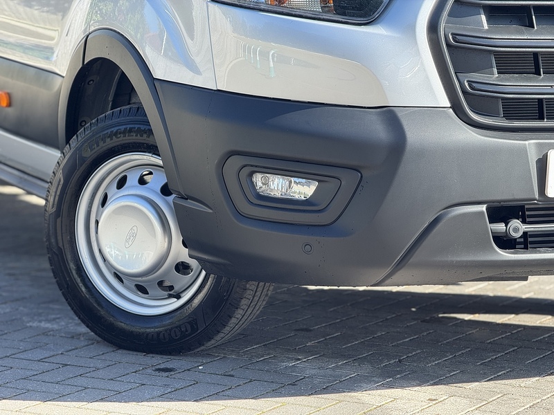 Ford Transit 350 EcoBlue Leader - U1986