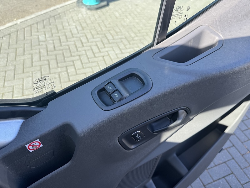 Ford Transit 350 EcoBlue Leader - U1986