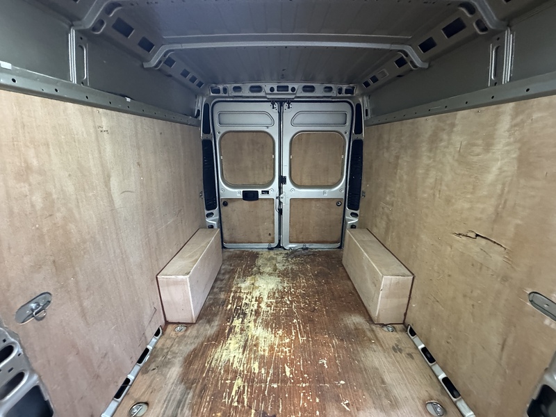 Peugeot Boxer BlueHDi 335 Asphalt - U1990