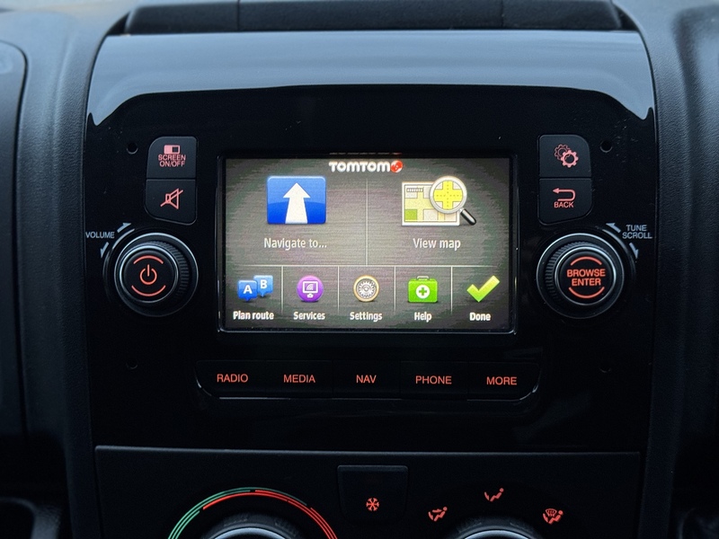 Peugeot Boxer BlueHDi 335 Asphalt - U1990