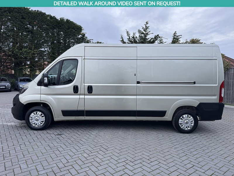 Peugeot Boxer BlueHDi 335 Asphalt - U1990