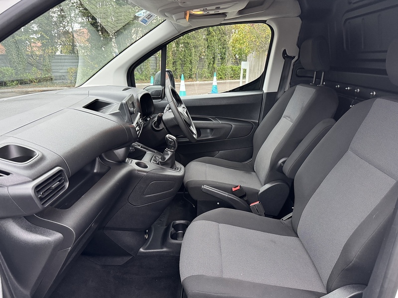 Vauxhall Combo Turbo D 2300 Sportive - U1995