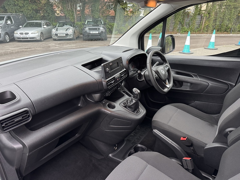 Vauxhall Combo Turbo D 2300 Sportive - U1995