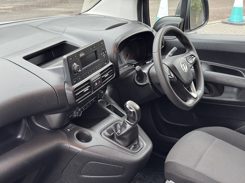Vauxhall Combo Turbo D 2300 Sportive - U1995