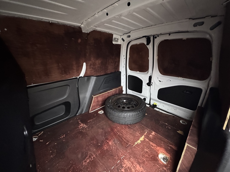 Vauxhall Combo Turbo D 2300 Sportive - U1995