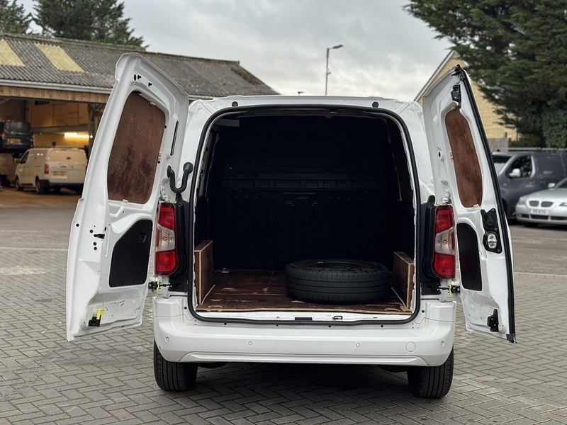 Vauxhall Combo Turbo D 2300 Sportive - U1995