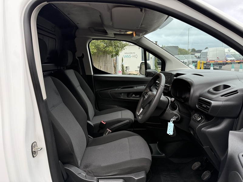 Vauxhall Combo Turbo D 2300 Sportive - U1995