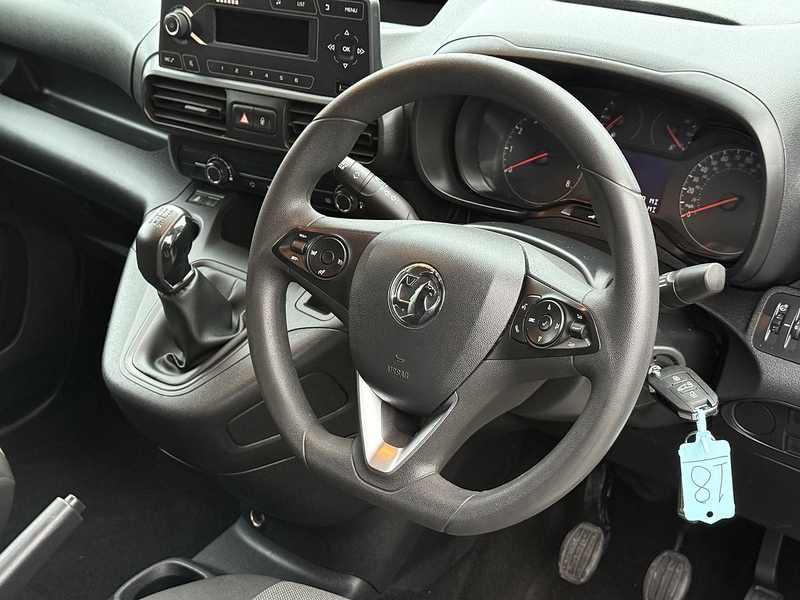 Vauxhall Combo Turbo D 2300 Sportive - U1995