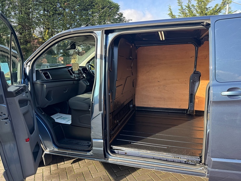 Ford Transit Custom 300 EcoBlue Limited - U2001