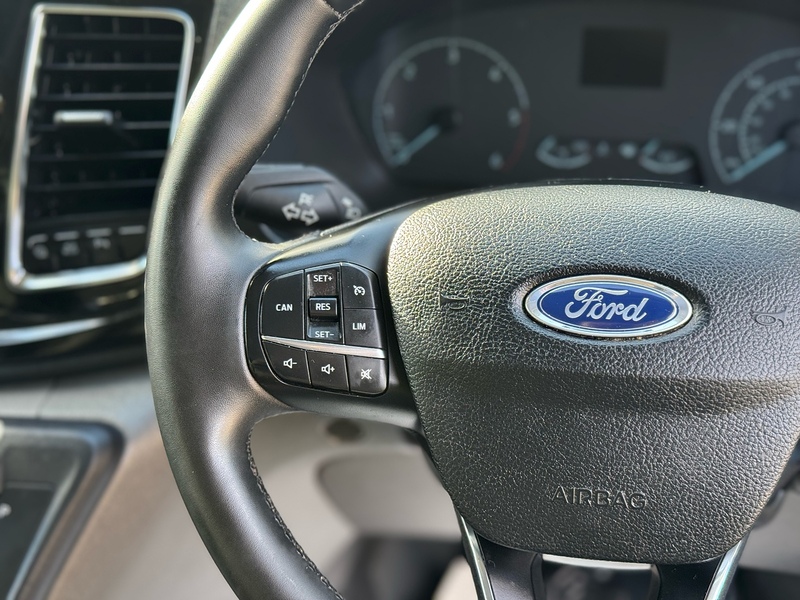 Ford Transit Custom 300 EcoBlue Limited - U2001