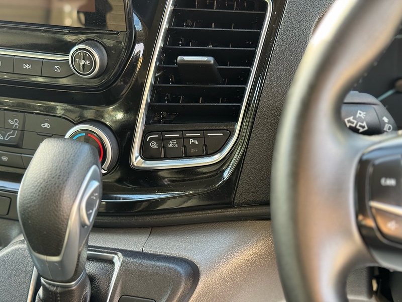 Ford Transit Custom 300 EcoBlue Limited - U2001