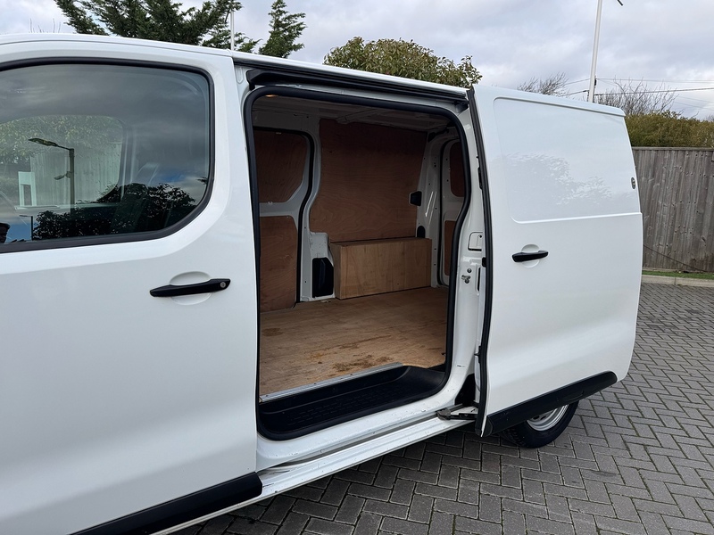 Citroen Dispatch BlueHDi 1400 Enterprise M - U2003