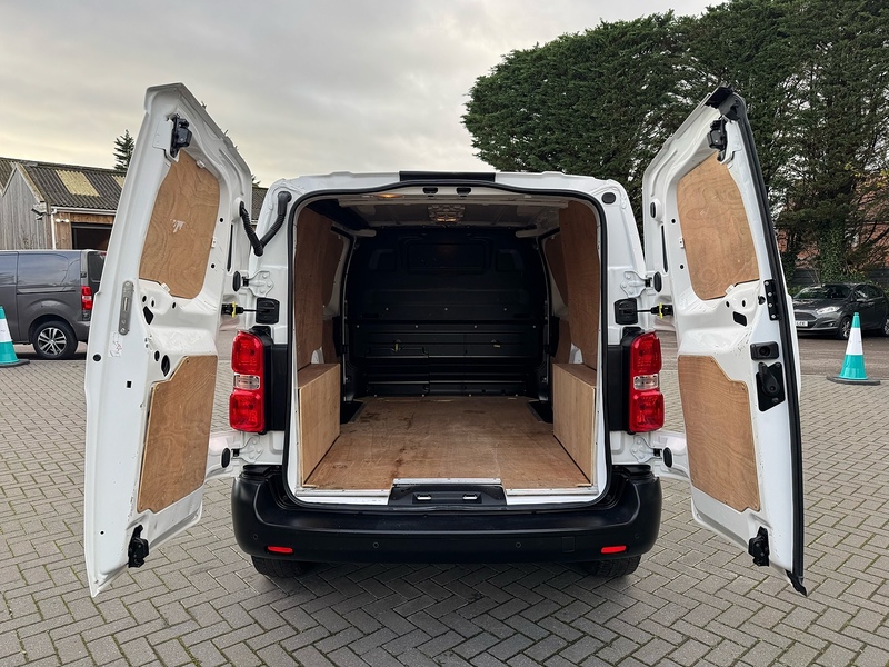 Citroen Dispatch BlueHDi 1400 Enterprise M - U2003