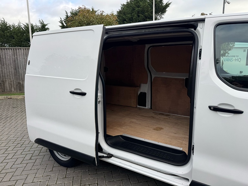 Citroen Dispatch BlueHDi 1400 Enterprise M - U2003