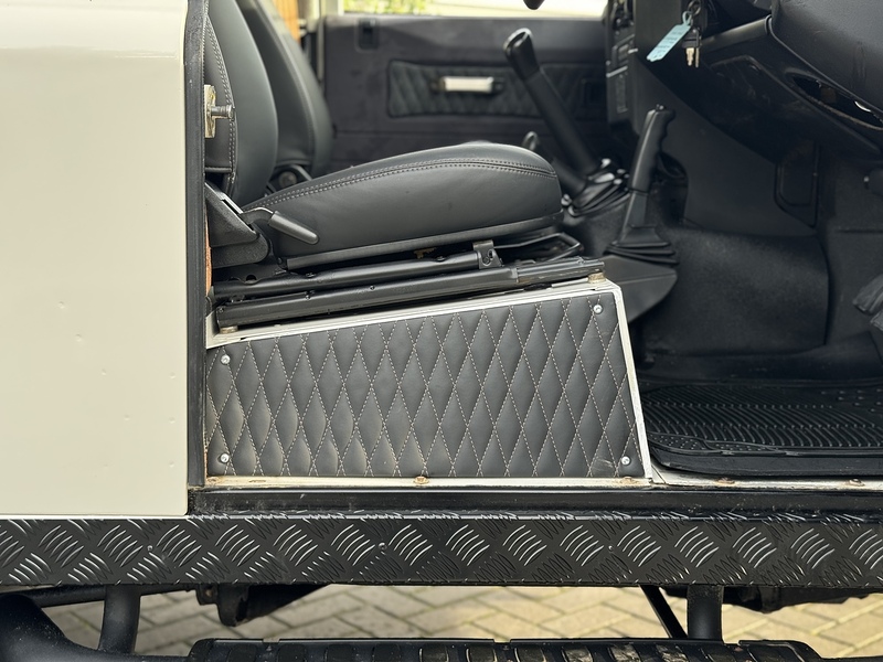 Land Rover Defender 90 TDCi - U2004