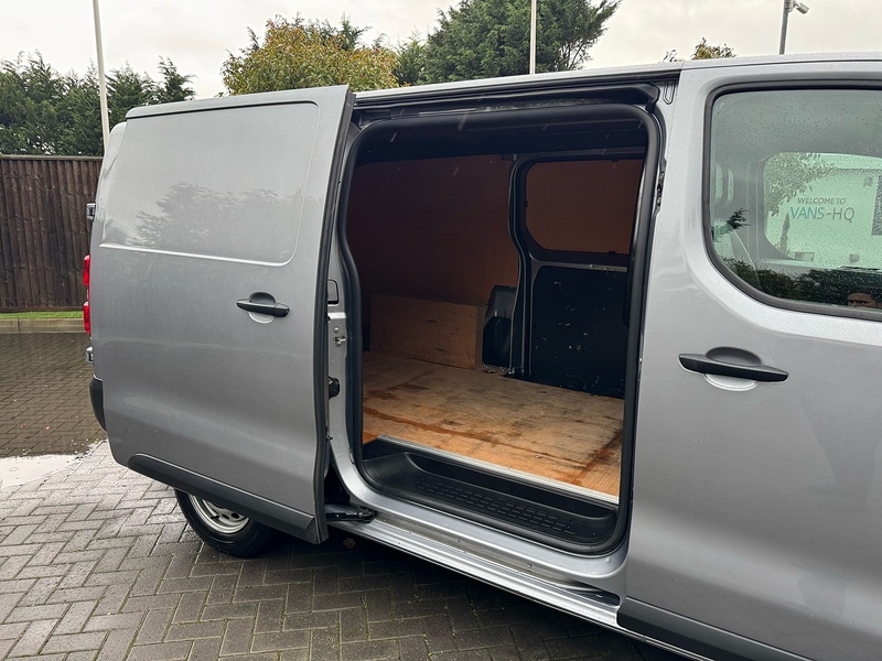 Vauxhall Vivaro Turbo D 3100 Dynamic - U2009