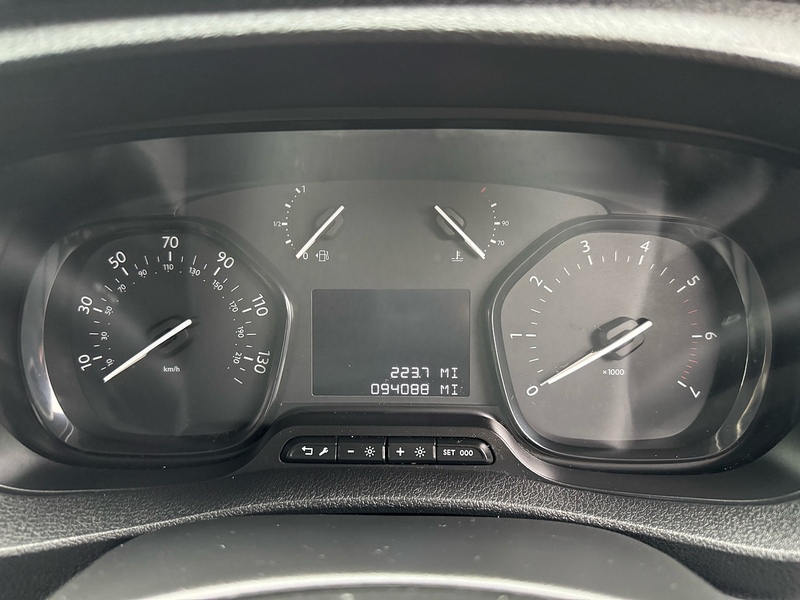 Vauxhall Vivaro Turbo D 3100 Dynamic - U2009