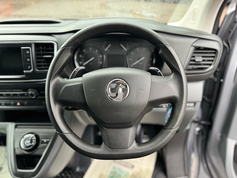 Vauxhall Vivaro Turbo D 3100 Dynamic - U2009