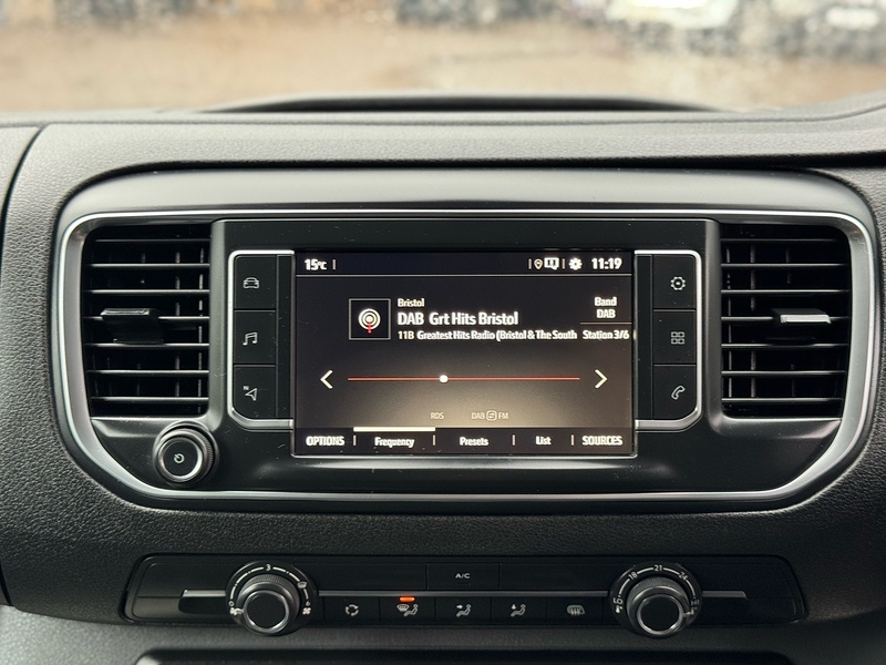 Vauxhall Vivaro Turbo D 3100 Dynamic - U2009