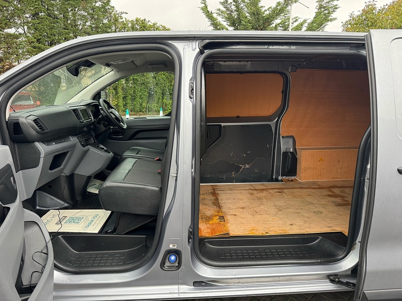 Vauxhall Vivaro Turbo D 3100 Dynamic - U2009