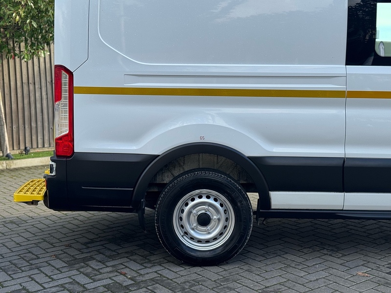 Ford Transit 350 EcoBlue Leader - U2020